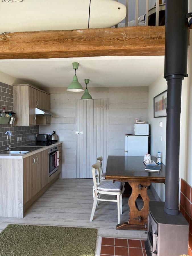 Surf Shack - Impeccable 1-Bed Cottage In Shorwell Bagian luar foto